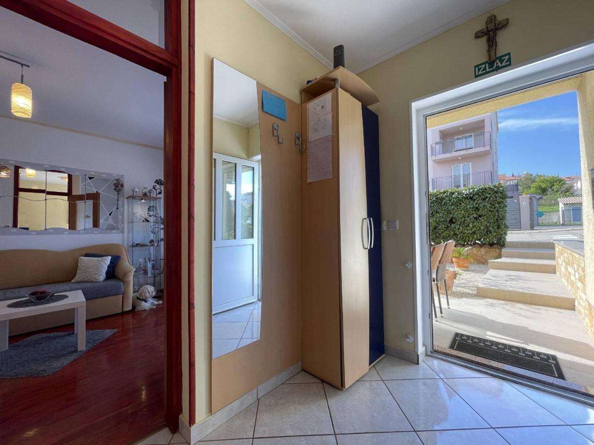 Apartment Malu Pula Luaran gambar
