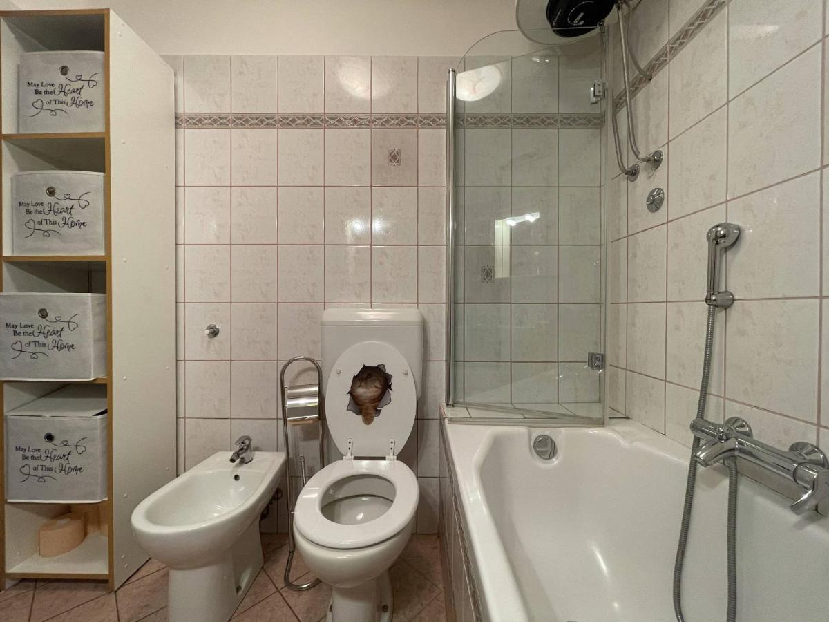 Apartment Malu Pula Luaran gambar