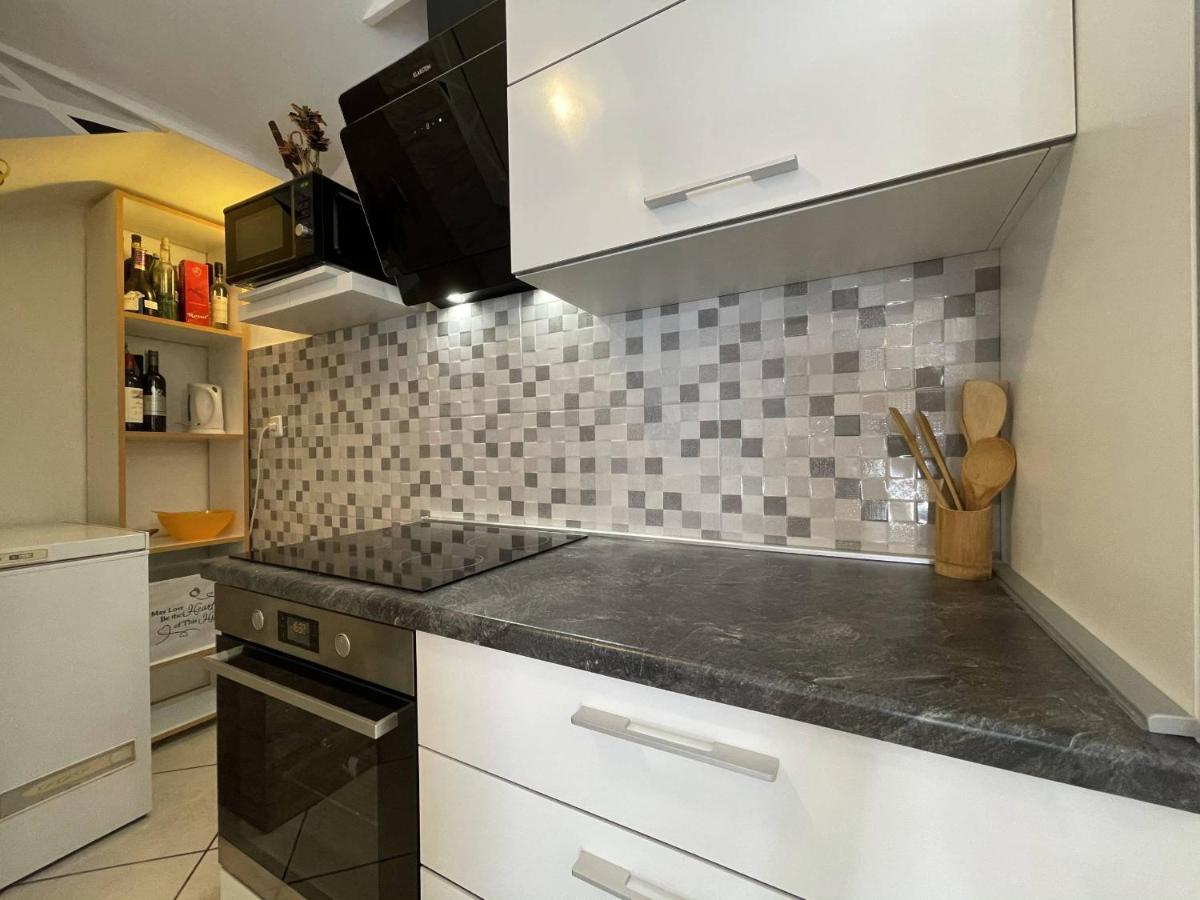 Apartment Malu Pula Luaran gambar