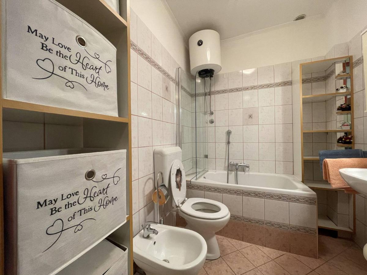 Apartment Malu Pula Luaran gambar